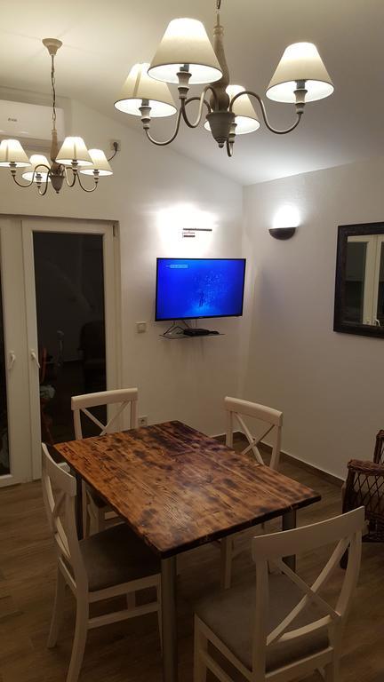 Garden Apartmant Near Sea Kotor Dış mekan fotoğraf